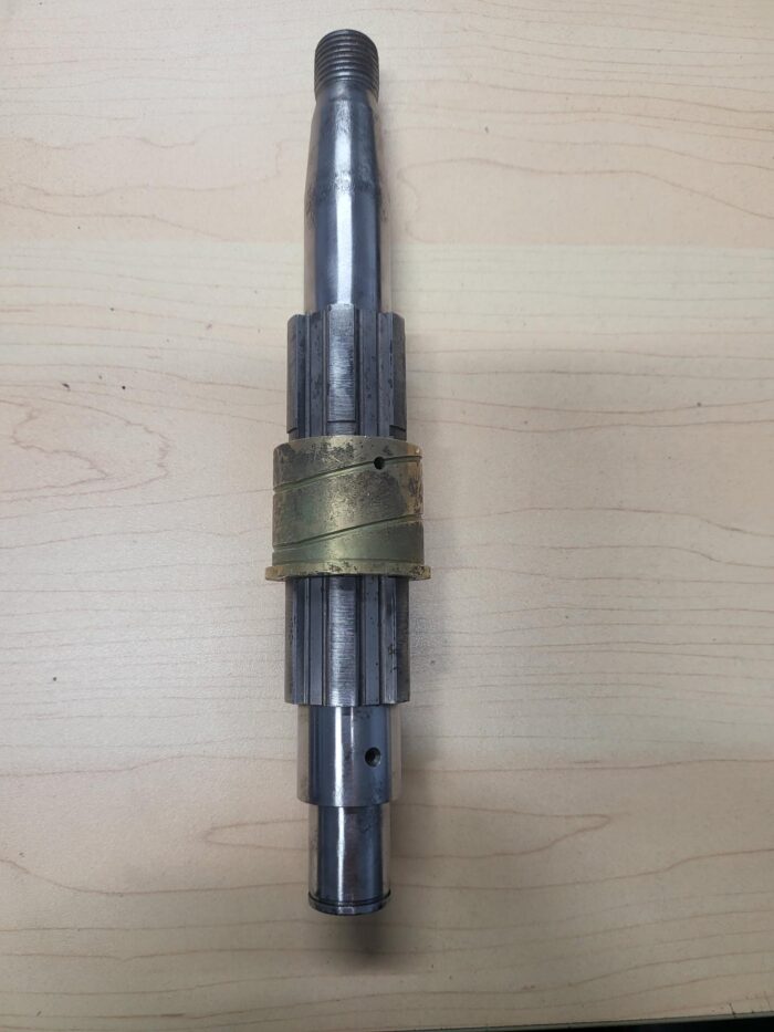 GEARBOX OUTPUT SHAFT - 4 SPEED